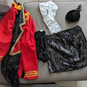 Circus ringmaster Halloween costume medium